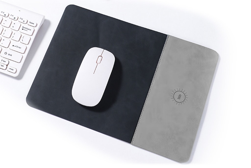 15W Kablosuz Hızlı Şarj Özellikli Deri Mouse Pad — detay