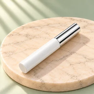 Krom Detaylı Fırçalı Maskara Tüpü 8–10 ml